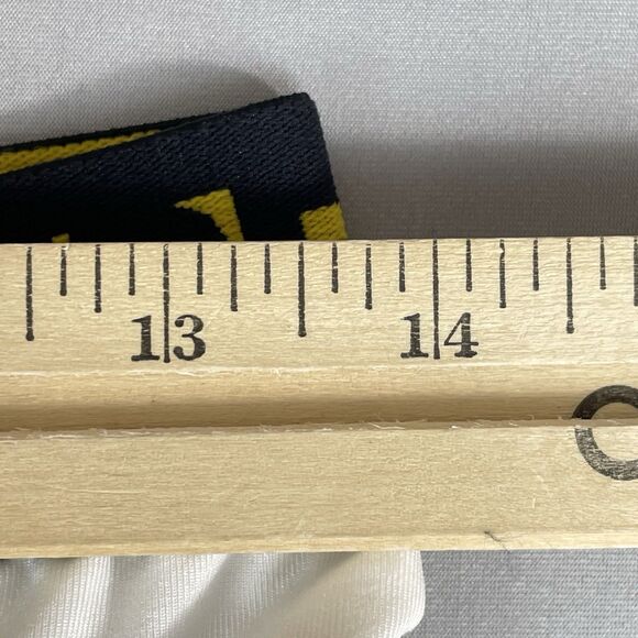 Under Armour Heat Gear Boxer Brief Compression Shorts Cup Boys XL White Yellow - Picture 10 of 13